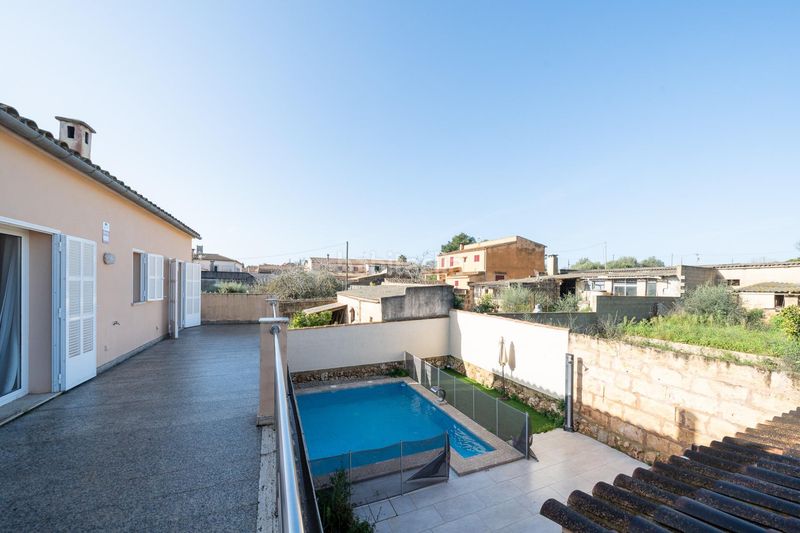 Foto 83d69ede-3bd0-4342-ba58-1bc2b67842e9. Casa amb calefacció aparcament piscina a Ariany