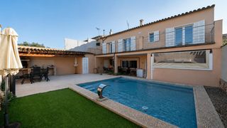 Haus  Jesus. Espectacular casa con piscina en ariany