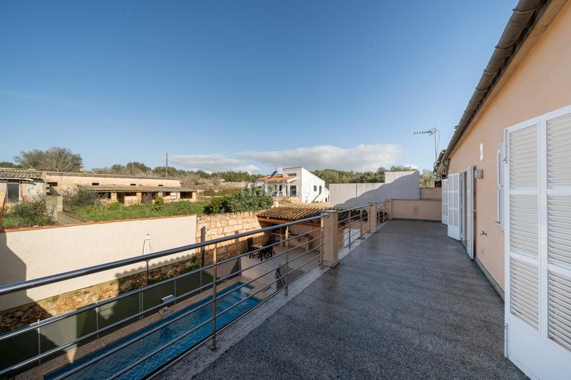 Foto b5d0a72e-1c79-401c-8c01-f2bcda59d6d0. Casa amb calefacció aparcament piscina a Ariany