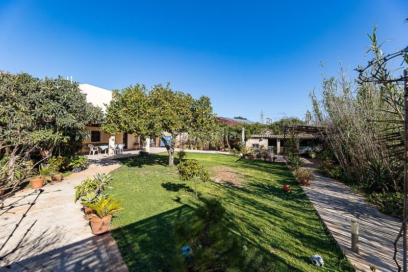 Foto 42290bd0-2734-4dff-92e0-7331f360bd21. Casa amb aparcament a Llucmajor interior Llucmajor