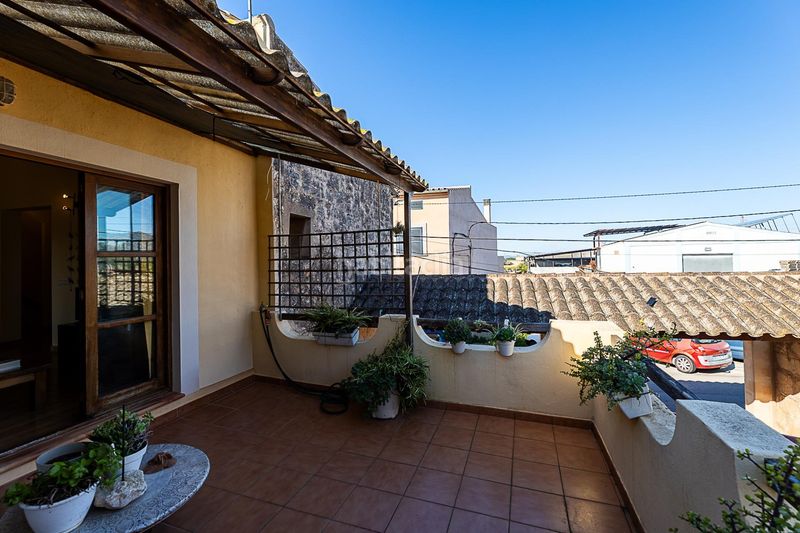 Foto 7fb3be0c-8760-4818-b981-bee83e6c85b1. Casa amb aparcament a Llucmajor interior Llucmajor