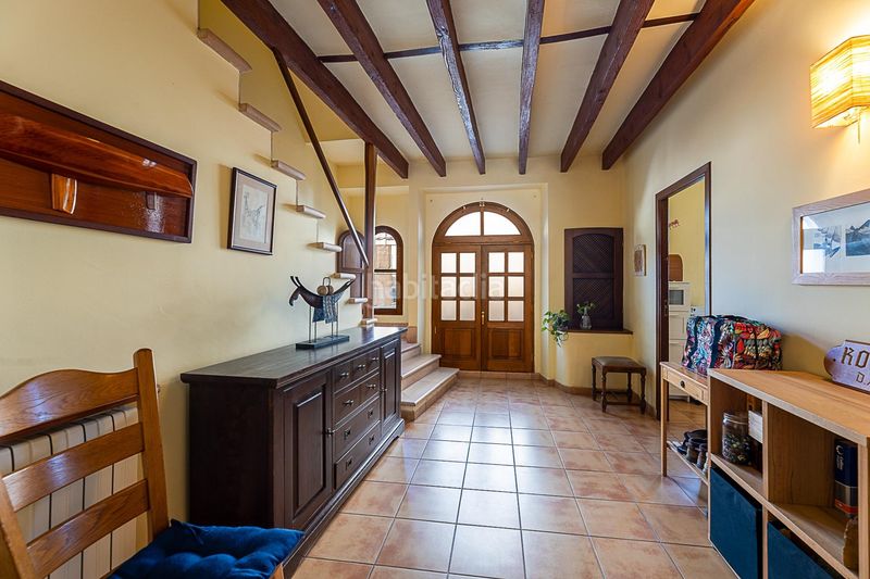 Foto 9f894a81-ec70-4b46-a22c-a08048ec6336. Casa amb aparcament a Llucmajor interior Llucmajor