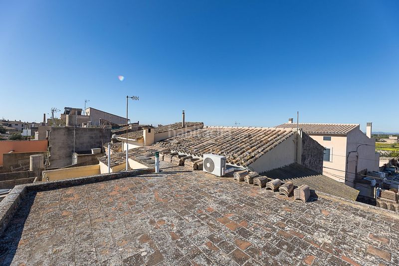 Foto aed4598e-27de-4c79-9a70-d32d59215dbd. Casa amb aparcament a Llucmajor interior Llucmajor