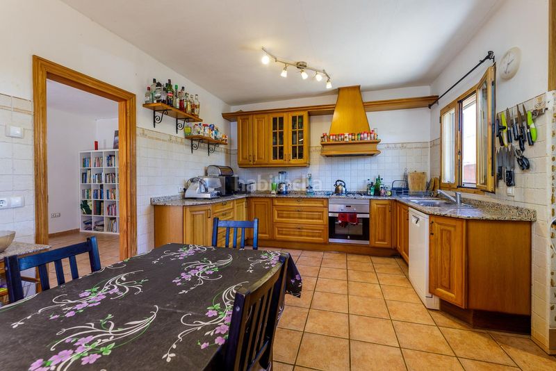 Foto 2007b093-844f-4461-9e6d-81704b40b50d. Masia amb aparcament piscina a Llucmajor interior Llucmajor