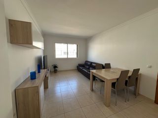 Lloguer Planta baixa a Consell. Acogedora planta baja con parking, trastero y patio interior en