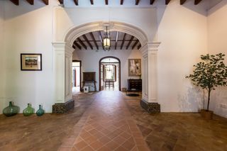 Xalet  Del consistori. Casa señorial renovada en el corazón de sant joan