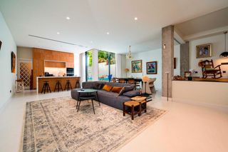 Loft  Calle femenies. Loft con patio zona molinos centro de palma