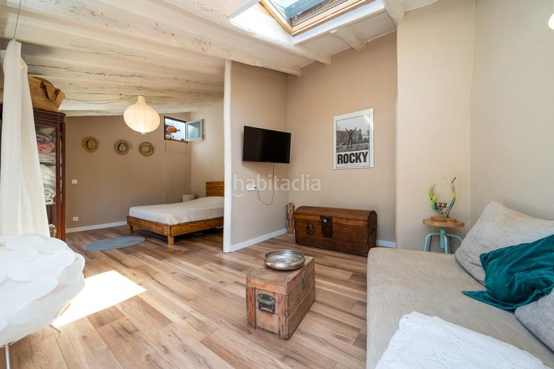 Foto ab29f419-73ce-45a2-9304-6dbf7f89fd7f. Casa pareada casa reformada en el corazón . en Esporles