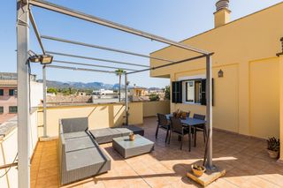 Affitto Piccolo appartamento in Santa María del Camí. Amplio ático de 4 dormitorios con gran terraza