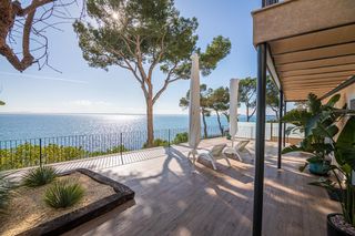 Xalet  Alcanada, d'. Villa de lujo con acceso privado al mar y vistas panorámicas en