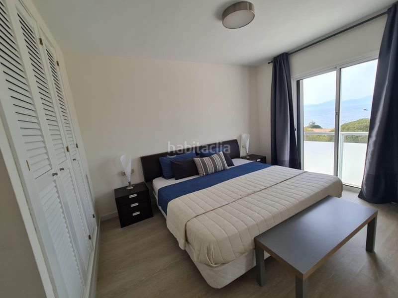 Foto b94b026a-e979-4020-82c2-e1214f661f09. Alquiler casa adosada alquiler temporal chalet en primera línea en Son Verí con vistas al mar en Llucmajor