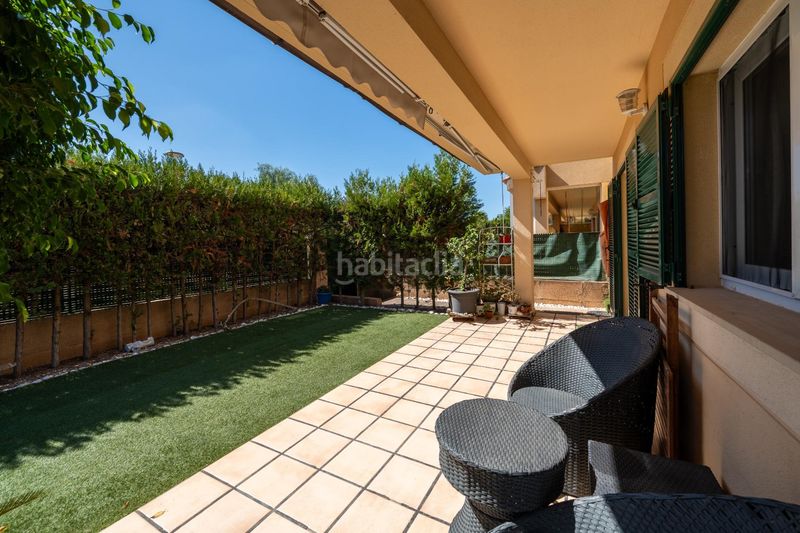 Foto 5d1eee50-ecfe-441c-aaf7-a28a189ca12b. Casa pareada adosado esquinero con terraza y piscina comunitaria en Marratxí