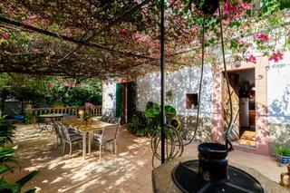 House in Son Serra-Sa Vileta. Casa con mucho encanto de 4 habitaciones con gran jardín en la v