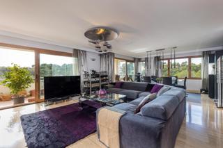 Ático en Cas Català-Illetes. Ático de 4 habitaciones con gran terraza en planta, parking y pi