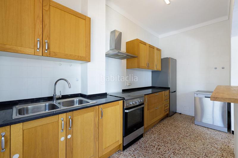 Foto c57ae8f3-b1f0-48b2-9088-0eccf430fbe0. Piano terra con riscaldamento parcheggio in Santa Catalina Palma de Mallorca