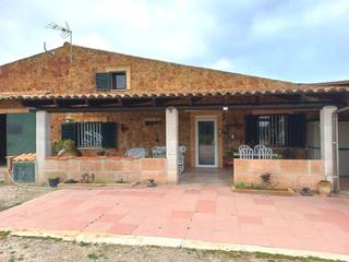 Rent House in Sencelles. Casa de campo con terraza de 140 m y zona de aparcamiento en sen