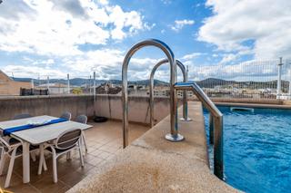 Àtic a Son Xigala. Atico de 3 habitaciones con piscina propia, solárium, parking y