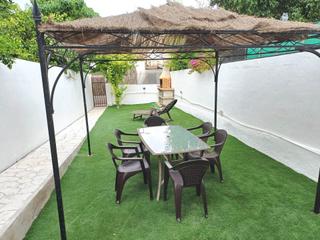 Location Rez-de-chaussée à Son Serra-Sa Vileta. Planta baja de 2 habitaciones con jardín en la vileta.