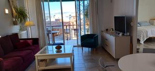 Alquiler Piso en Son Xigala. Piso de 2 habitaciones con terrazas, parking y ascensor en la vi