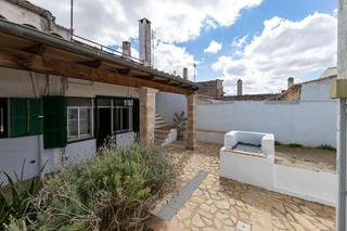 Haus in Vilafranca de Bonany. Casa mallorquina con mucho encanto con jardín en villafranca.