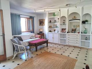 Pis a Santa Margalida Poble. Piso de 3 habitaciones con amplio balcón, parking y trastero en