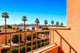 Appartement à Son Sardina. Piso de 3 habitaciones con amplio balcón, parking y trastero en