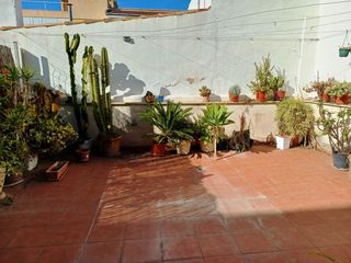 Miete Erdgeschoss in Son Serra-Sa Vileta. Planta baja de 2 habitaciones con porche acristalado y terraza e