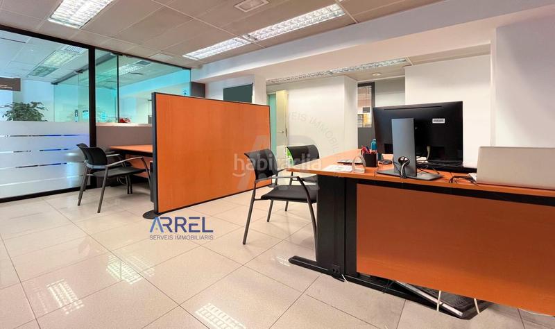 Foto ca86e227-aec0-4dc1-a59c-9bea82918ae0. Local commercial dans Alella