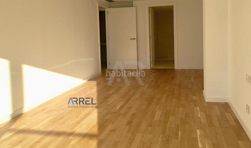 Foto 216faf6a-51dd-448a-b20c-174173800900. Appartement avec parking dans Alella