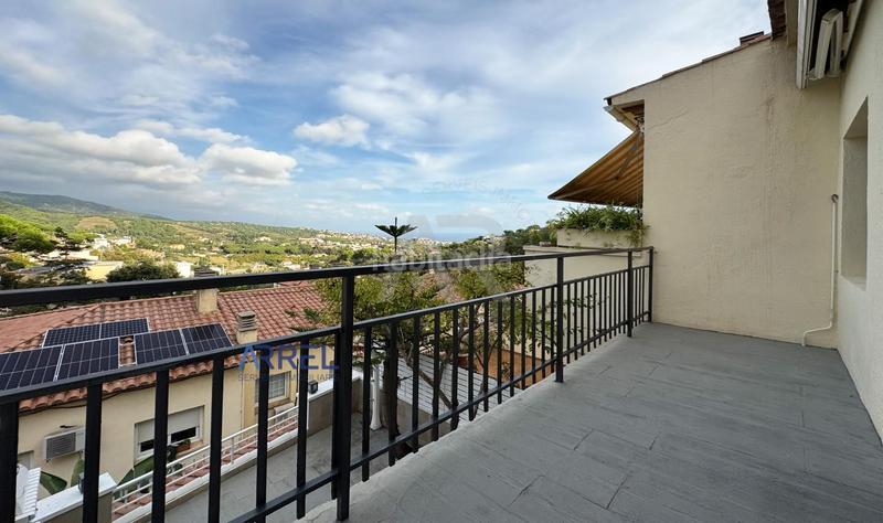 Foto 93f40d6b-1369-48c8-b1be-aae9aed37556. Miete haus in Alella