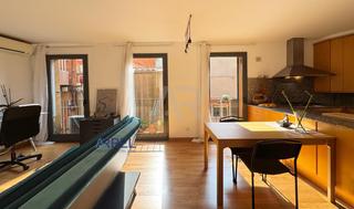 Pis  Carrer de santa teresa. Piso de dos habitaciones en el centro de alella