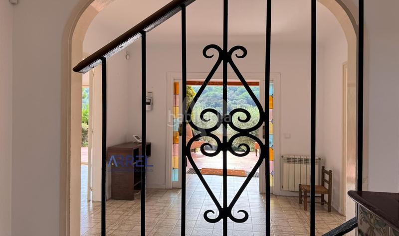 Foto 2e9c0fb2-9446-40fb-830e-2853171f4ad9. Affitto casale con parcheggio piscina in Alella