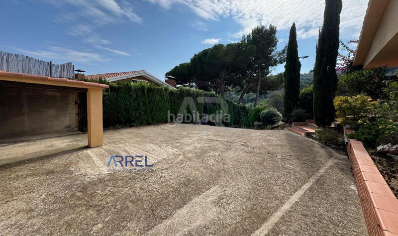 Foto 535f60d4-ae99-4c4d-9e66-65657e771153. Affitto casale con parcheggio piscina in Alella