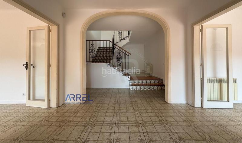 Foto 5a022167-5896-4533-912f-0a19bdd48a06. Affitto casale con parcheggio piscina in Alella
