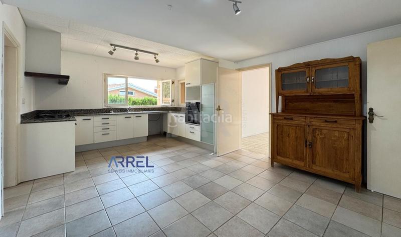 Foto 6ac0c3d2-ad36-4c8c-b8e6-4c417a45066c. Affitto casale con parcheggio piscina in Alella