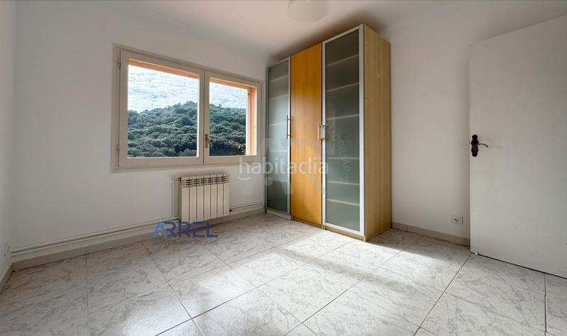 Foto 6b90cac5-5ce3-4d58-9162-d709c51b2c80. Affitto casale con parcheggio piscina in Alella