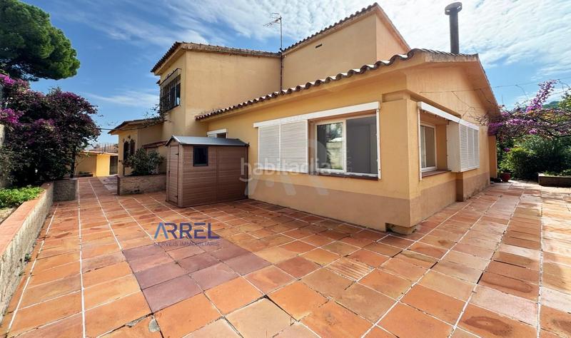 Foto 7db4decd-5db7-4dbd-977f-b865815d421c. Affitto casale con parcheggio piscina in Alella