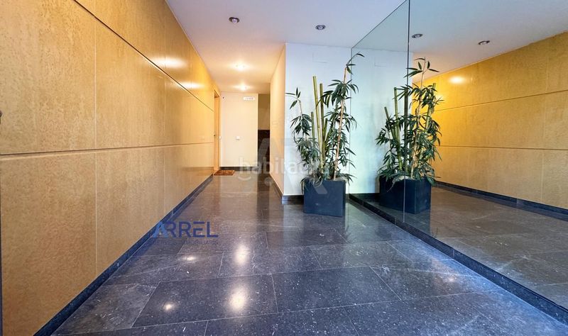 Foto 14936a98-b18d-4f0e-942f-f472a336556d. Rent flat with parking in Alella