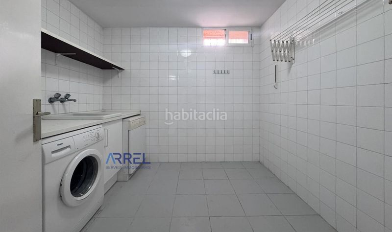 Foto 16399e5e-f62c-418e-9ab2-a54435f79cbd. Affitto casa con parcheggio piscina in Alella