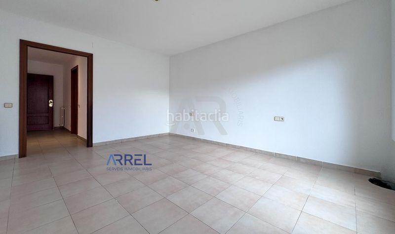 Foto 5970abcc-2688-47e1-be24-7b6f37c8195b. Affitto casa con parcheggio piscina in Alella