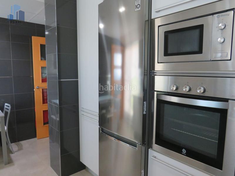 Foto 426f6851-dd9a-4c0f-a769-7afa6b9c9fcb. Dachwohnung mit parking in Mestrets Castellón de la Plana