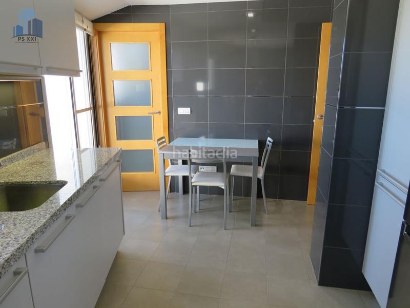 Foto b59e41d5-4586-484a-8873-dc5b01d6488a. Dachwohnung mit parking in Mestrets Castellón de la Plana