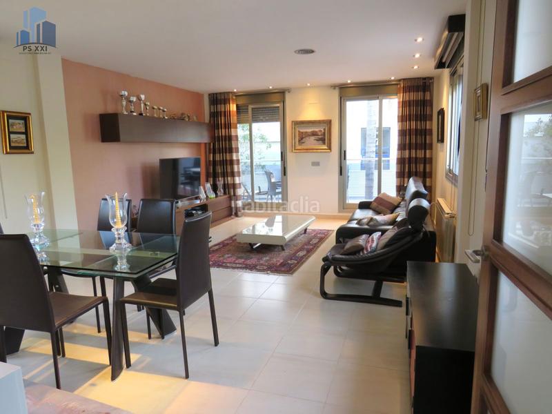 Foto 8e3eff95-8c43-4f03-9e37-5bb2b459fb42. Chalet  en venta en grao, 4 dormitorios. en Burriana
