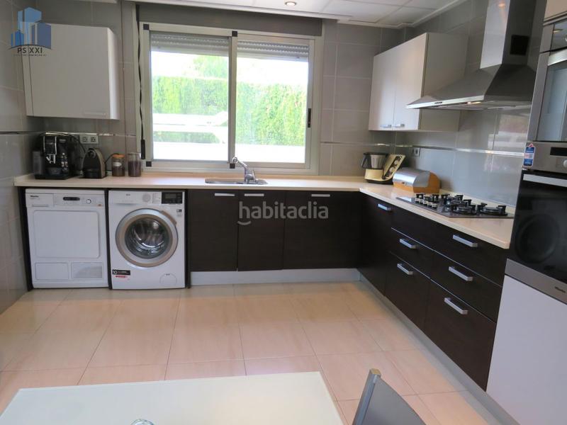 Foto af649849-9184-4137-ab72-ff74bc787e07. Chalet  en venta en grao, 4 dormitorios. en Burriana