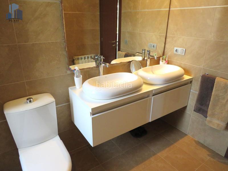 Foto f6fef558-7a1c-4fb6-b93f-8383ee97c202. Chalet  en venta en grao, 4 dormitorios. en Burriana