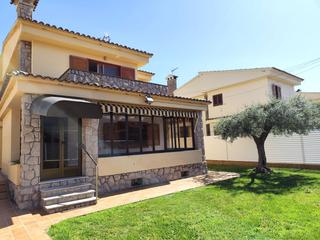 Chalet in Torreón-La Almadraba. Chalet en venta en torre sant vicent, 5 dormitorios.