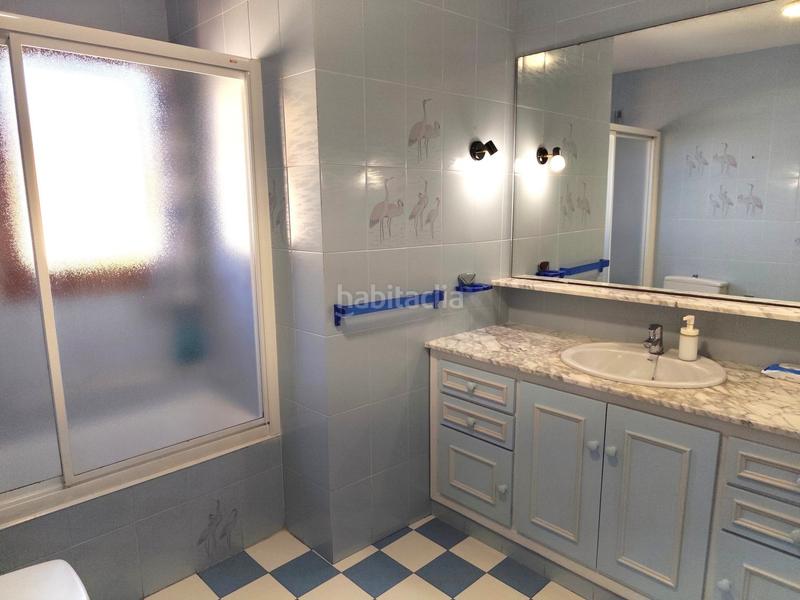 Foto f1bf254c-0e08-4959-bc2d-272ec8fd2107. Chalet  en venta en torre sant vicent, 5 dormitorios. en Benicasim / Benicàssim