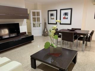 Location Appartement  San felix. Piso en alquiler en plaza clavé.