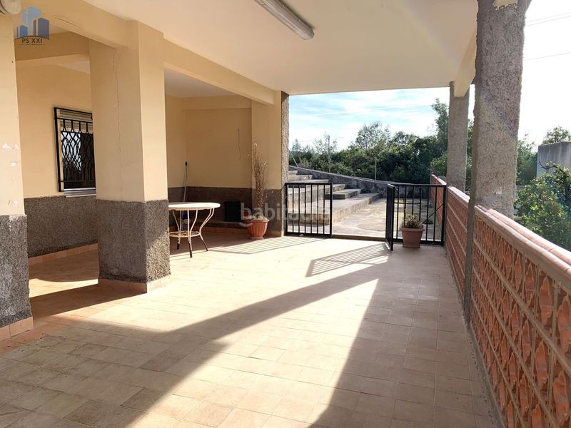 Foto fb2e5360-a94c-4bbd-bc9c-d1b64d57b0ee. Xalet amb aparcament a Onda