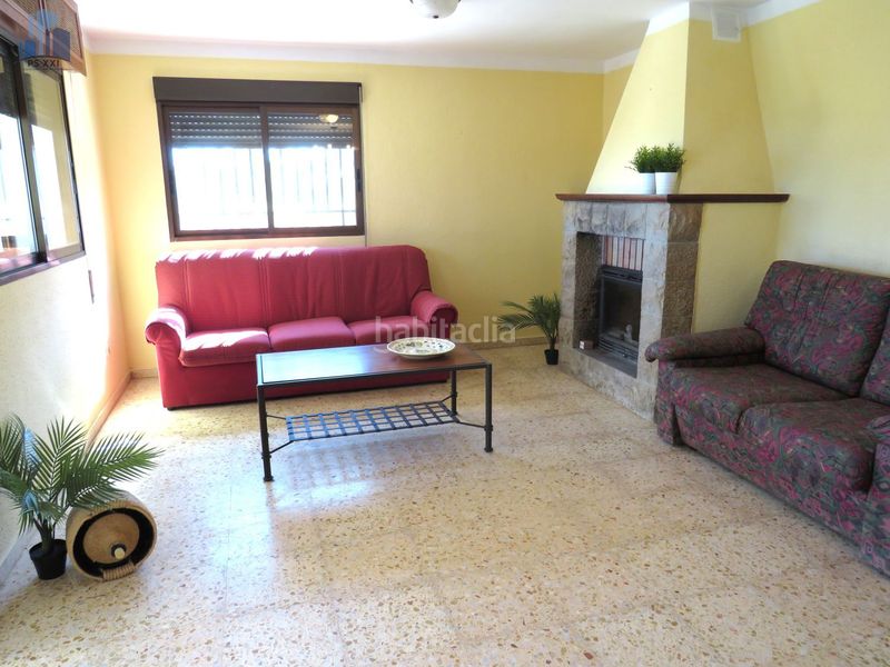 Foto f9987e11-fe6f-4948-86c5-e794c66a79a9. Casa amb aparcament a Onda
